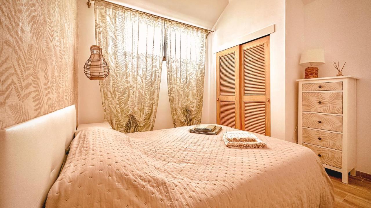 Diamond Roof Apartment ลอส กริสเตียนอส ภายนอก รูปภาพ